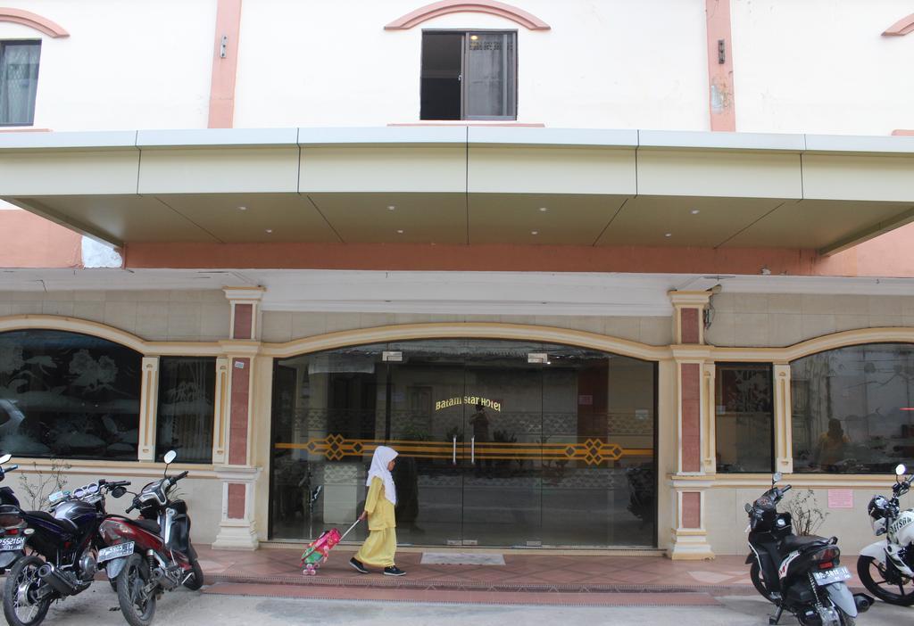 Batam Star Hotel Exterior photo